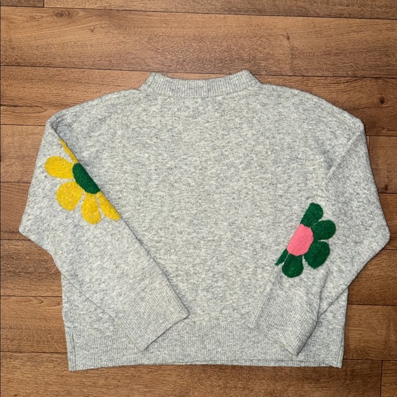 Natural Life Size Medium Ash Flower Boxy Intarsia Sweater Everyone’s Favorite - Picture 4 of 13